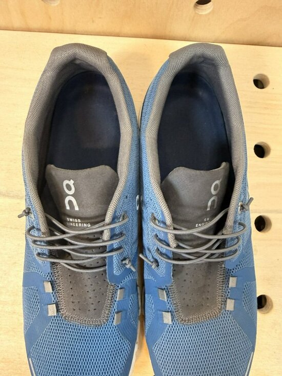 On Running Cloud 5 \'Stellar Eclipse Mens 11 Sneakers Blue White Shoes 59.98374 main image 10